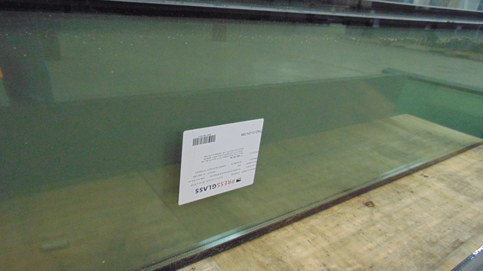 Cloudy Aquarium Glass